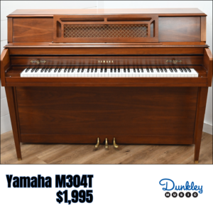 1989 Yamaha M304T Console Piano