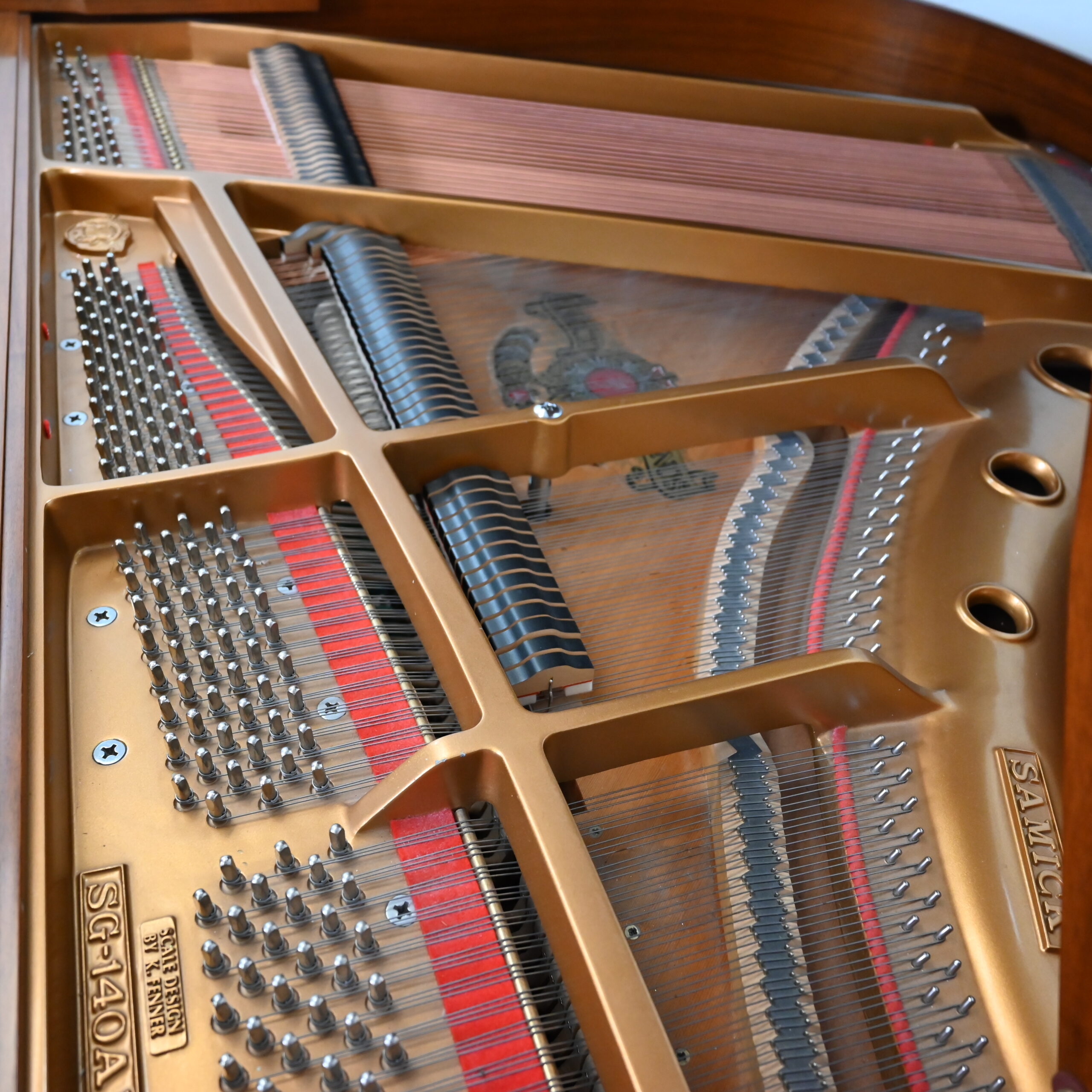 1993 Samick SG-140AF Baby Grand Piano - Image 4